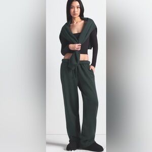 SKIMS cotton fleece spruce classic straight leg pant